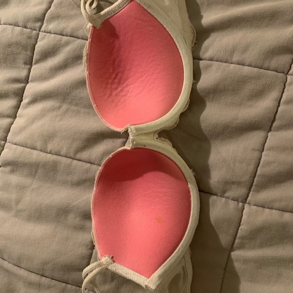 Cream balcony lace bra - Picture 3 of 3